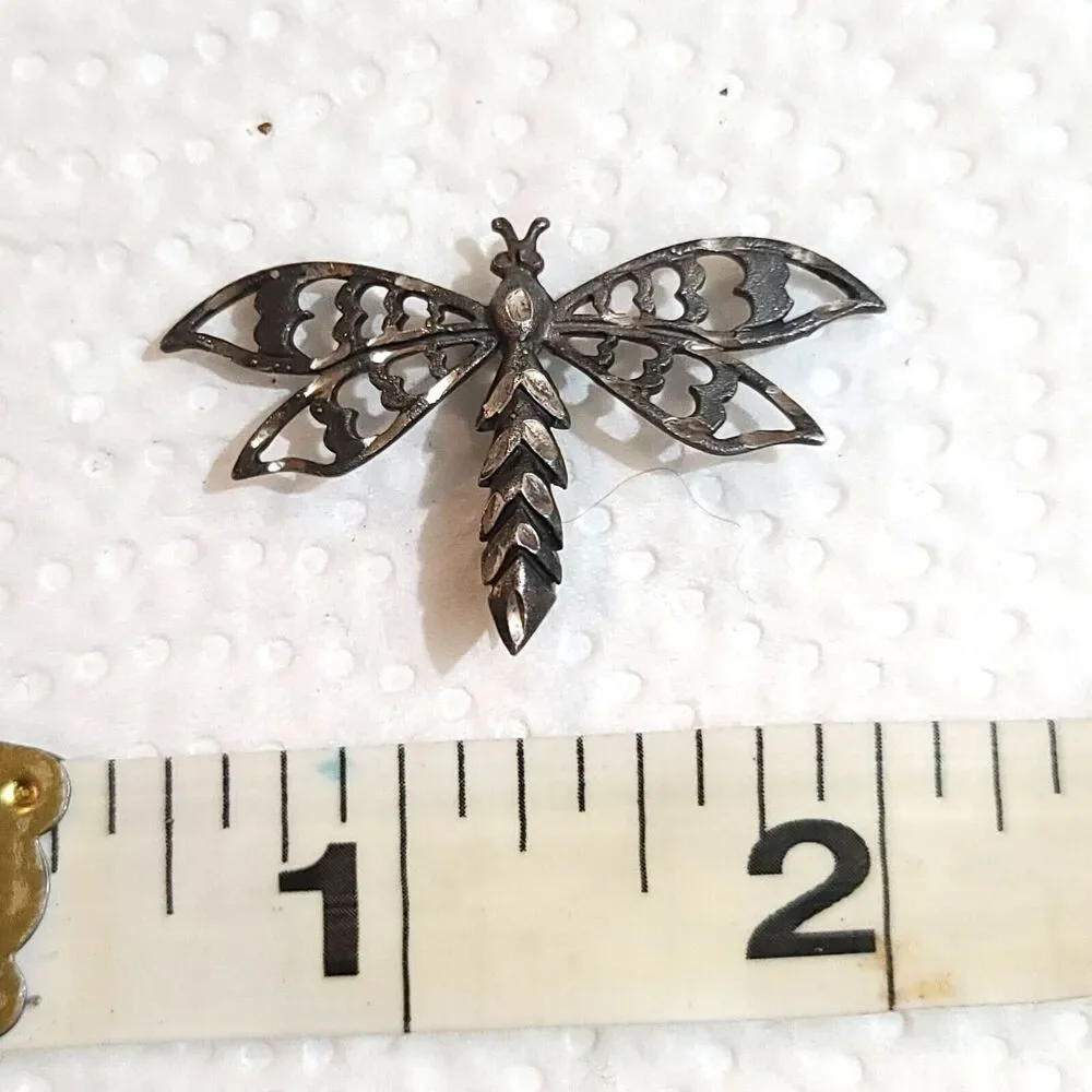 Vintage Metal Shine Dragonfly Brooch Pin Cute Bug Wings